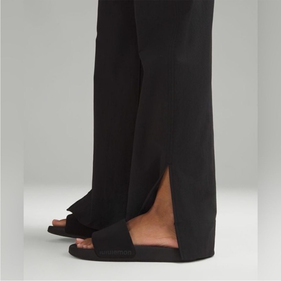 Lululemon Stretch Wide Leg Pant NWT Size S (Woven) SOLD OUT - Picture 4 of 9